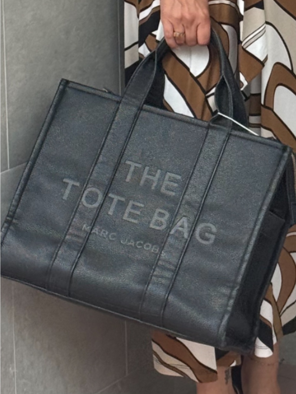 Marc Jacobs Black The Tote Bag Leather Top-Handle Tote